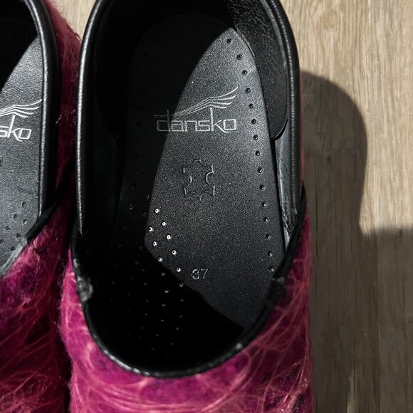 New! Dansko Professional Black Patent Leather Clogs W Red Abstract Overlay SZ 37 - Picture 3 of 7